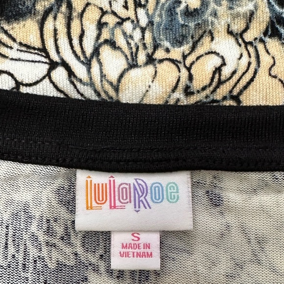 LuLaRoe Nora Top Size S Floral Long Sleeve Tunic Relaxed Fit NWT - Picture 4 of 6